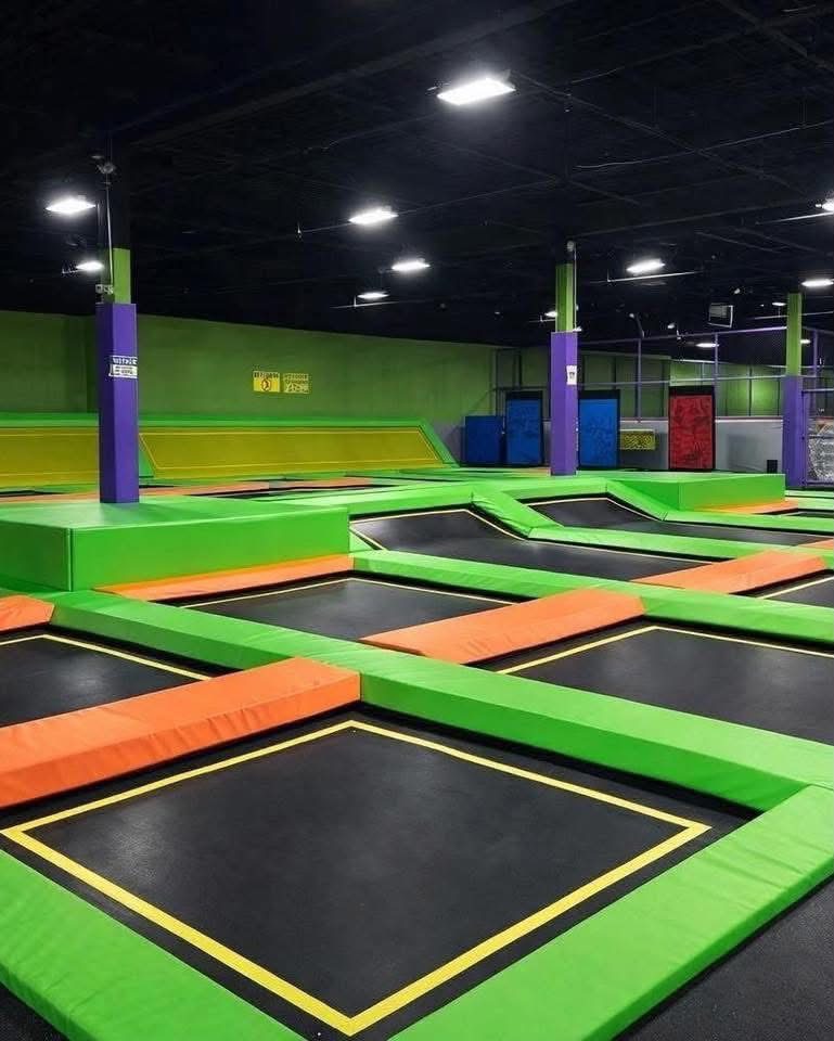 Trampoline courts at Fun City Trampoline Park